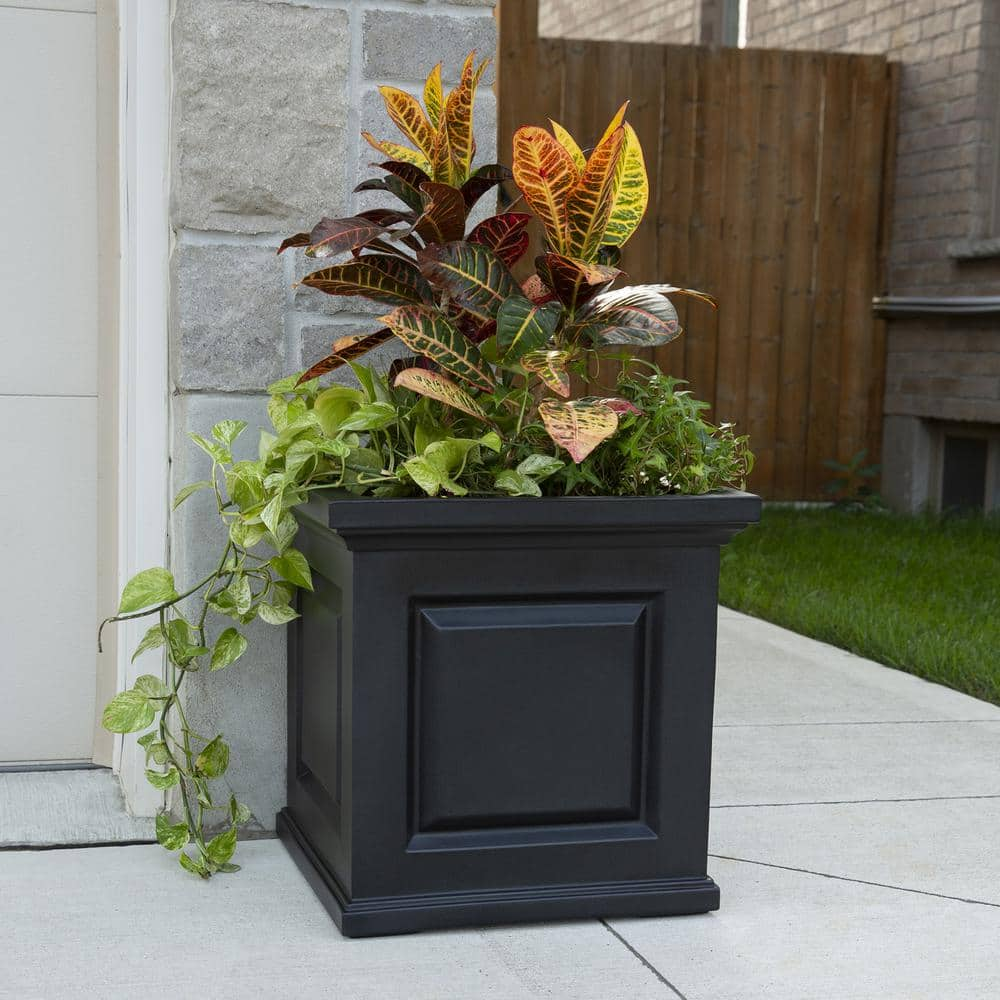 Mayne Nantucket 20 in. Square Self-Watering Black Polyethylene Planter 4846-B