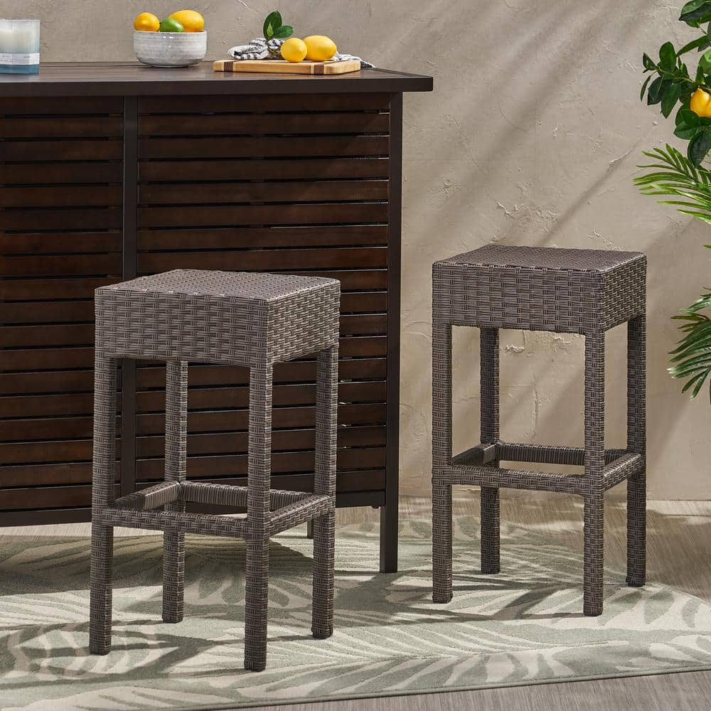 Noble House Yvonne Backless Plastic Outdoor Bar Stool (2-Pack) 2673