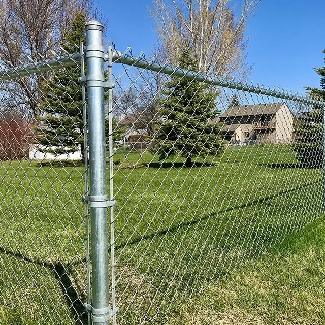 Direct Factory Supplies 5ft Height Galvanized Residential Steel Chain Link Fencing With Post.