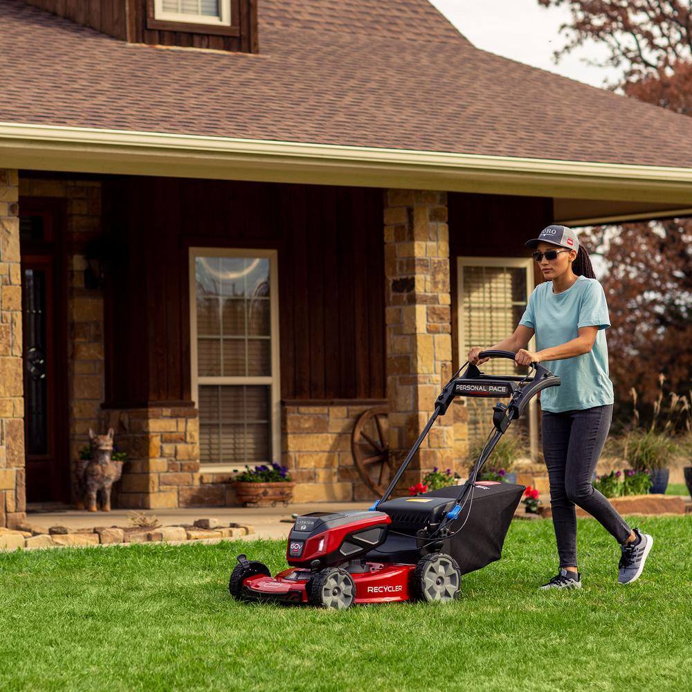 Toro 21467 Recycler 22 in. 60V Max* Personal Pace Auto-Drive Rear Wheel Drive Walk Behind Mower - 6.0 Ah Battery/Charger Included