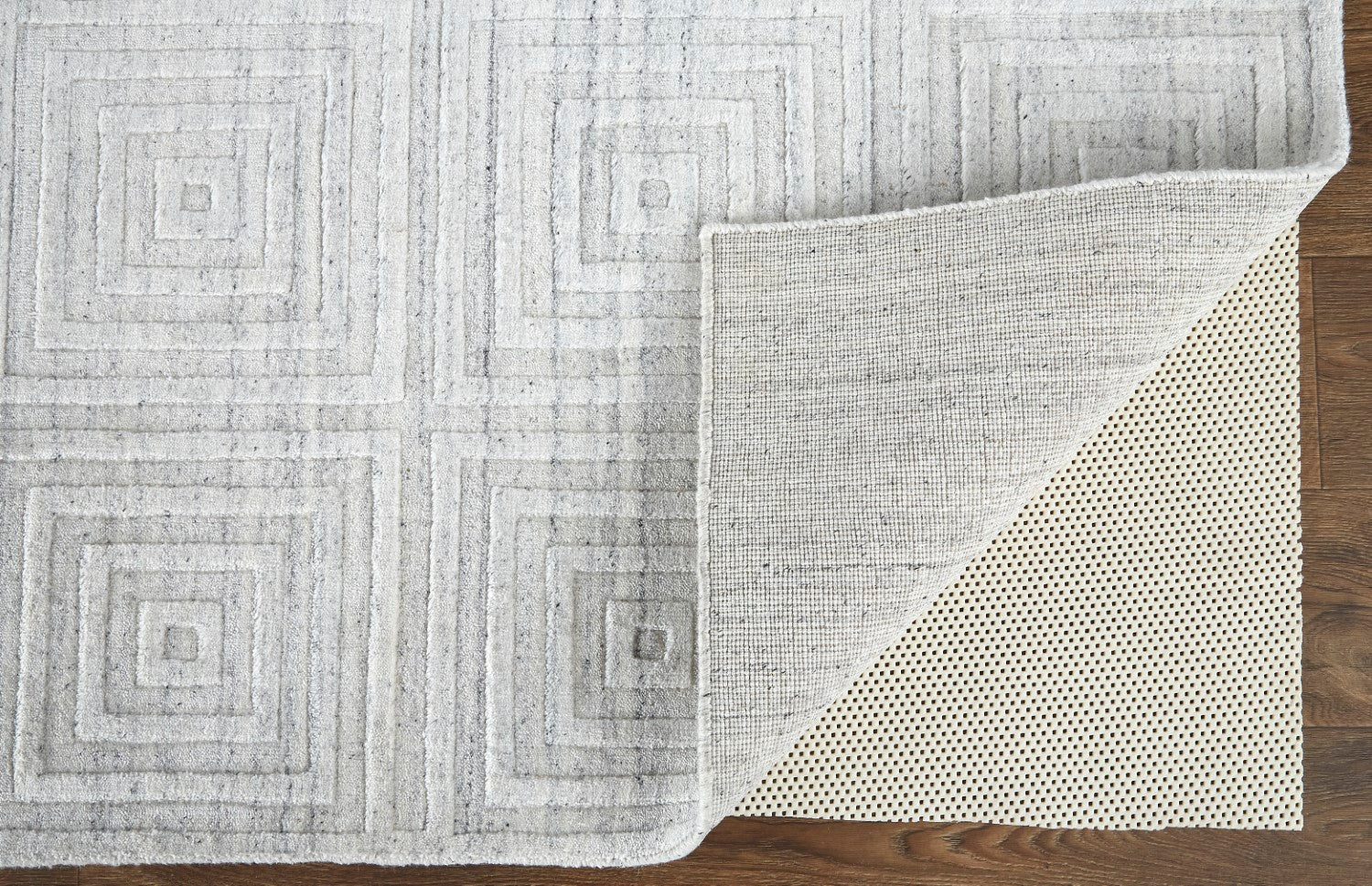 Tatem Hand Woven Linear White/Gray Rug