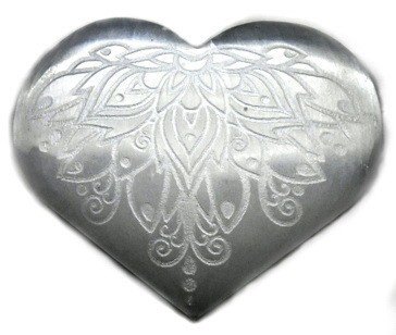 AzureGreen GHSELL 3 Selenite heart   Lotus