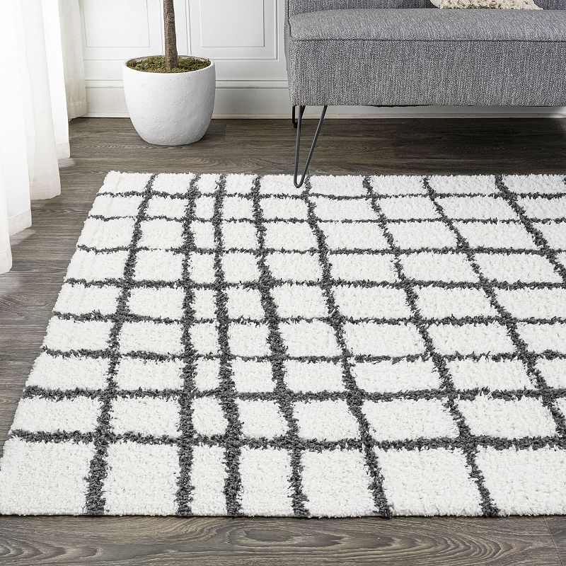 JONATHAN Y Arenal Geometric Grid Shag Rug