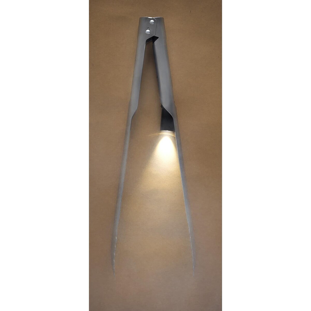 18-Inch Stainless Steel BBQ Tongs With LED Light