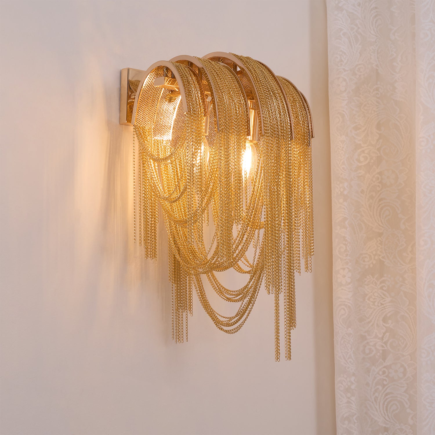 Chains Tassel Wall Lamp