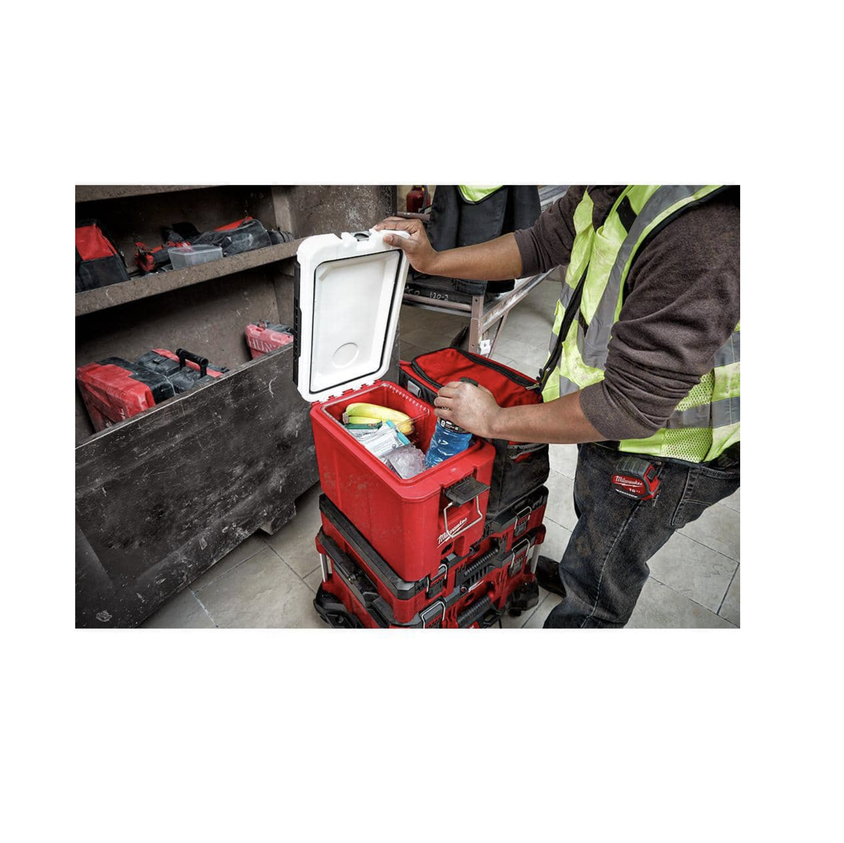 Milwaukee Packout 10 In. Red 16 Qt. Compact Cooler