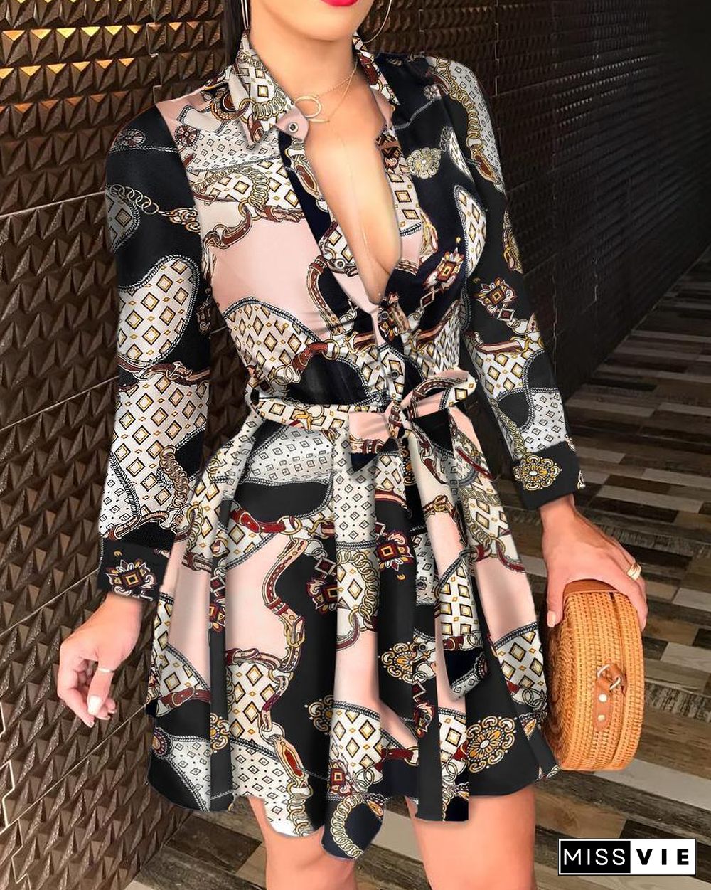 Scarf Chain Print Buttoned Long Sleeve Shirt Dress