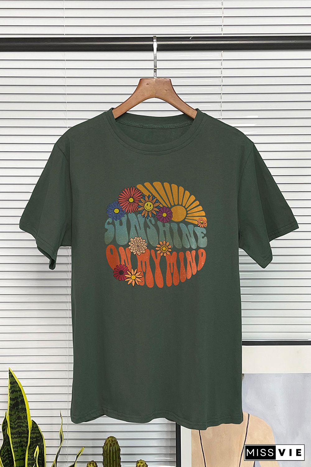 Vintage Sunshine Flower Graphic Tee