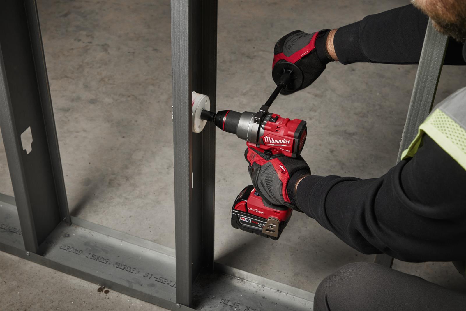 Milwaukee Tool 2906-20 Milwaukee M18 FUEL 1/2 in. Hammer Drill with ONE-KEY