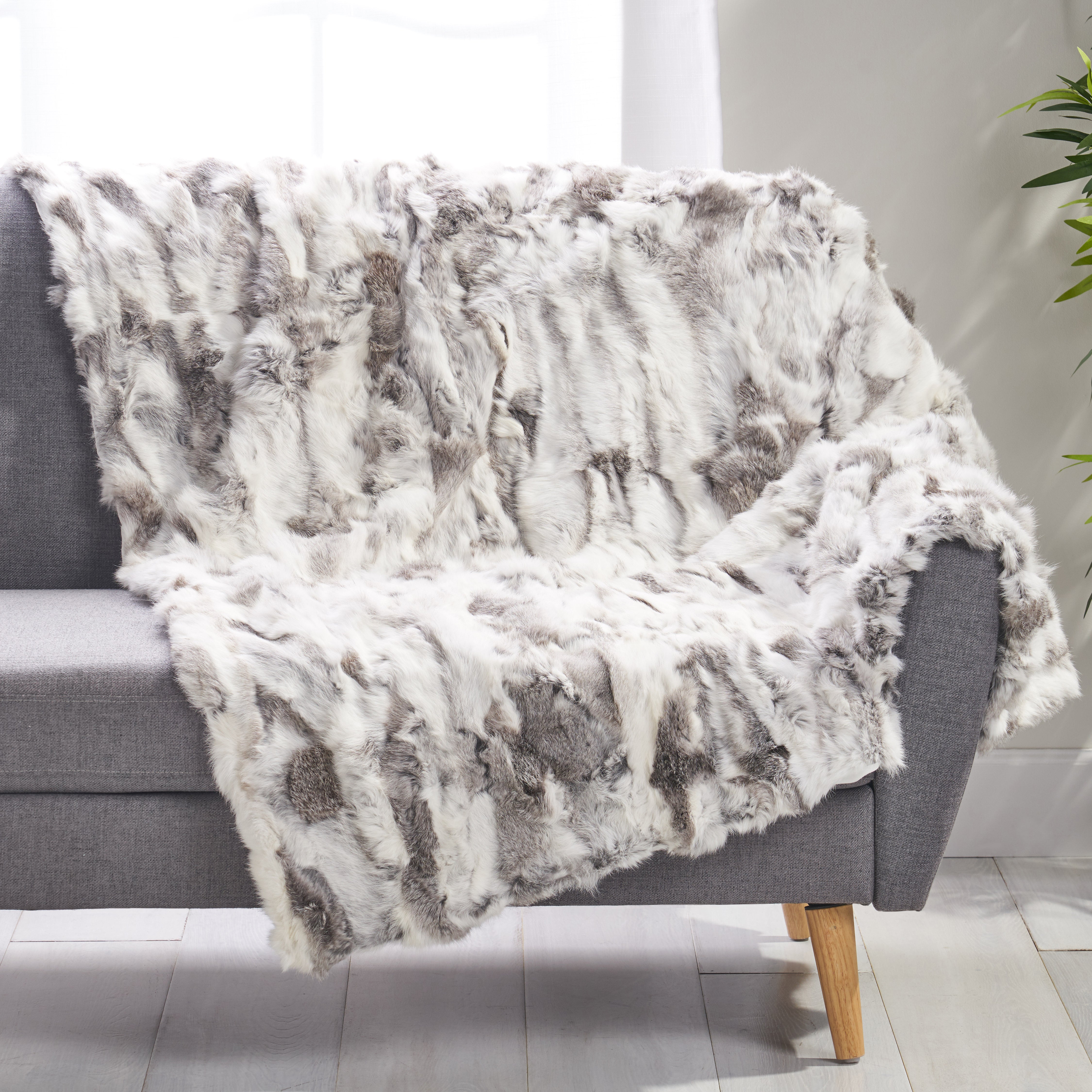 Lauren Glam Fur Throw Blanket