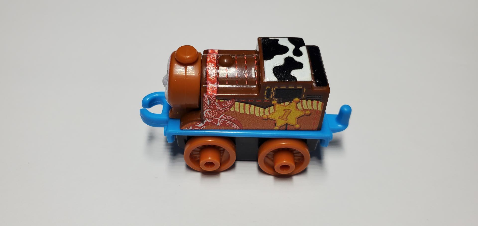 Thomas the Train Minis with Cargo Wagon - GHM65 - Cowboy Thomas