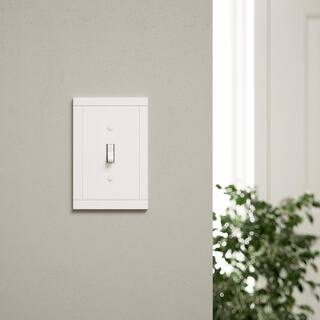 Hampton Bay Belfast 1-Gang Light SwitchToggle Wall Plate Pure White W44652C-PW-U