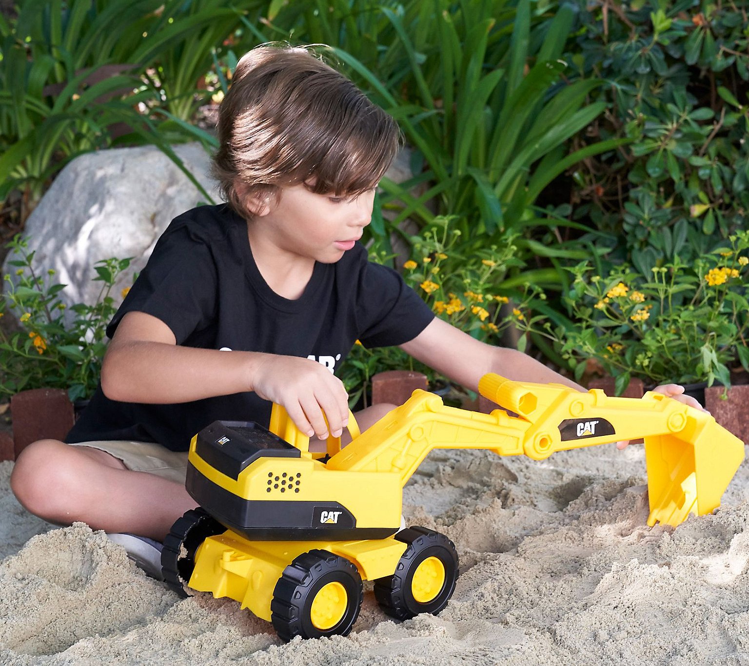 Funrise CAT Tough Rigs 15 Toy Excavator