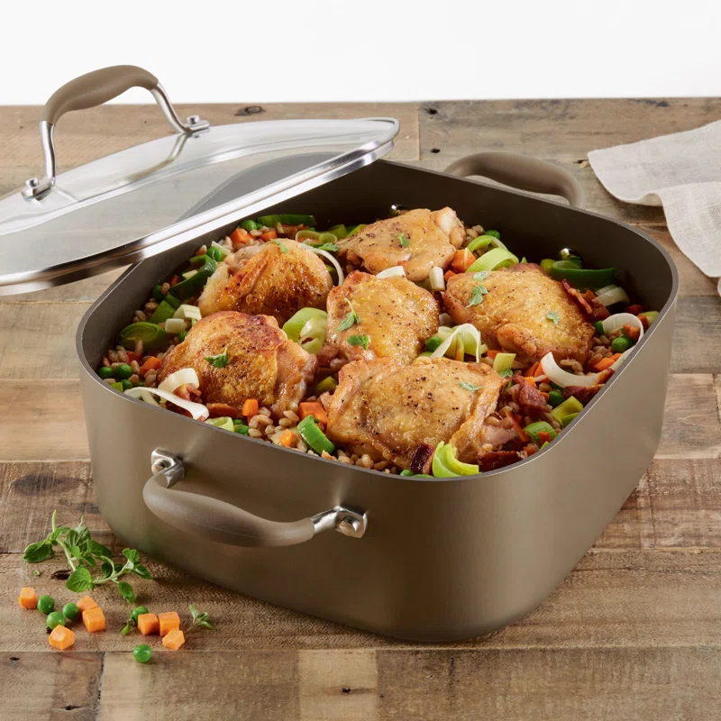 Anolon 83867 Advanced Hard Anodized Nonstick Casserole Dish/Casserole Pan with Lid - 7 Quart， Bronze Brown