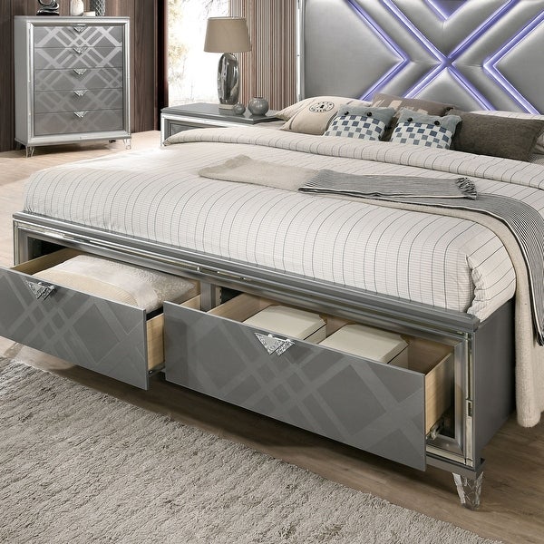 Furniture of America Bel Air Contemporary Silver 5-piece Bedroom Set - - 32580160