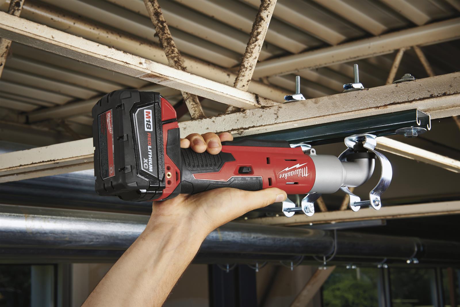 Milwaukee Tool 2667-20 Milwaukee M18 Cordless 2-Speed Right Angle Impact Drivers