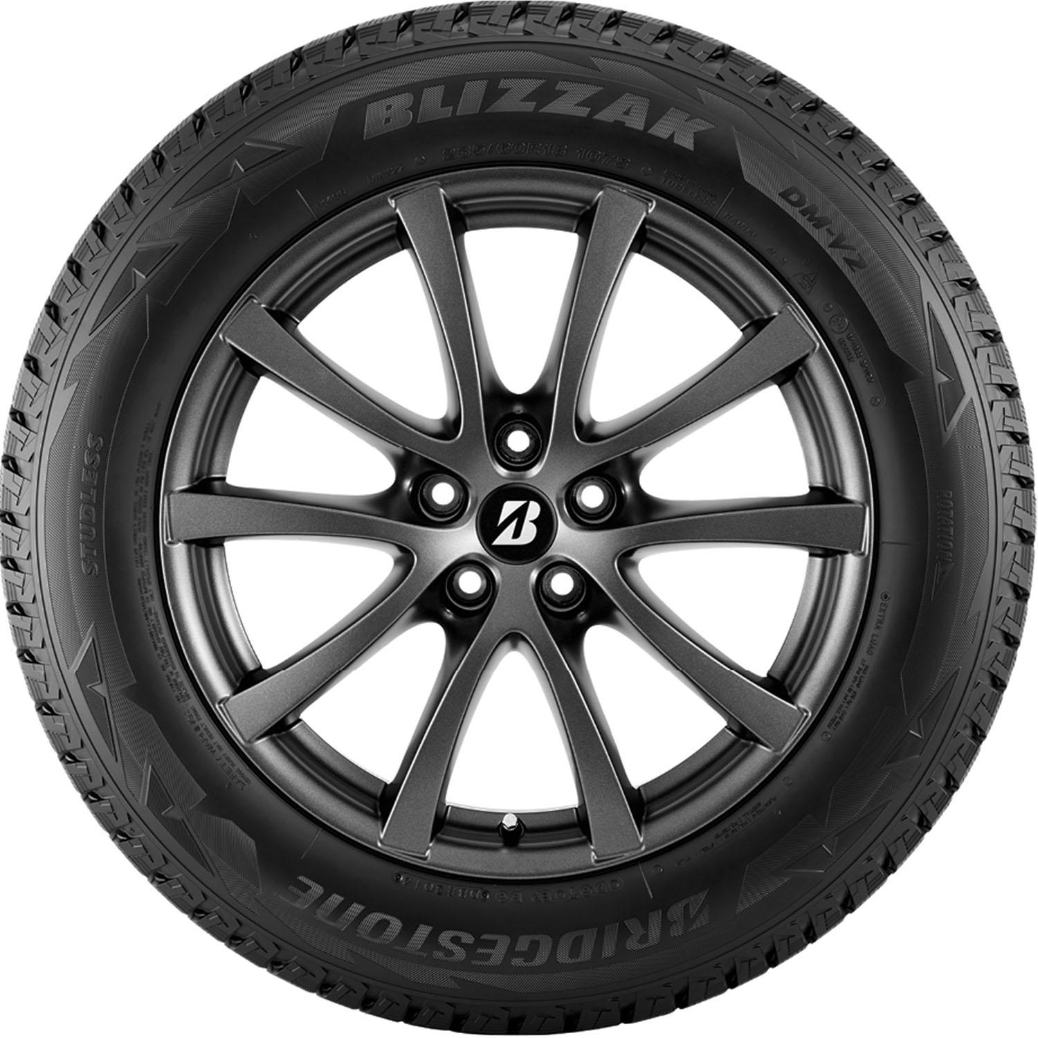 Bridgestone Blizzak DM-V2 Winter 225/65R17 102S Light Truck Tire