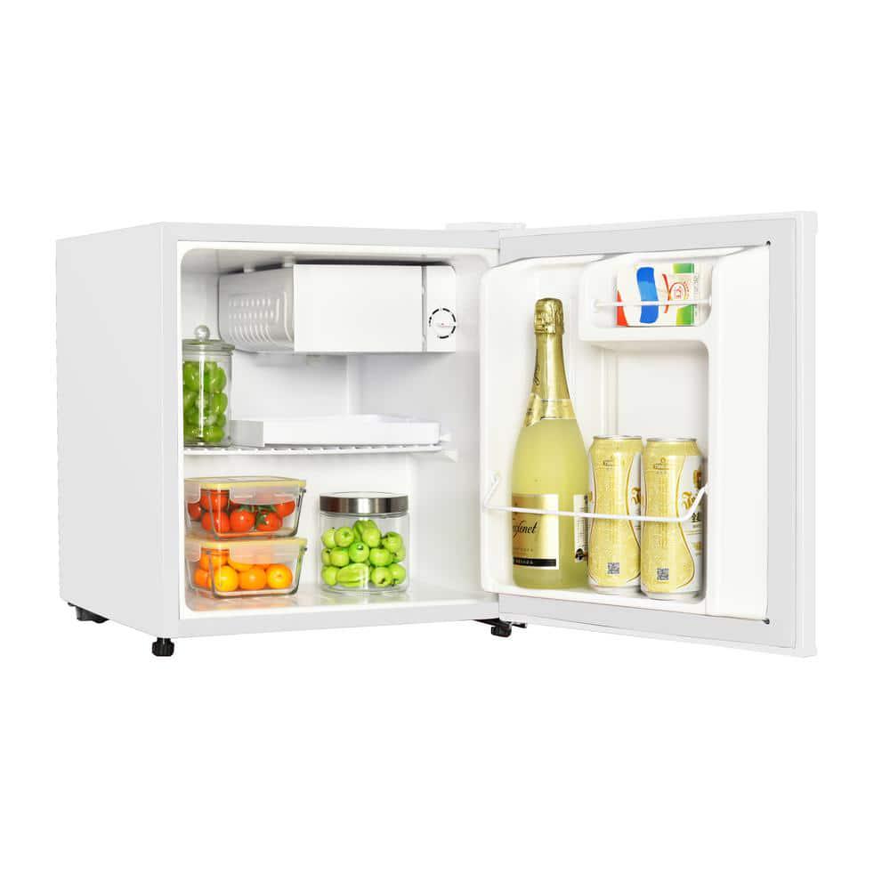 Magic Chef 17 cu ft Mini Fridge White with Freezer