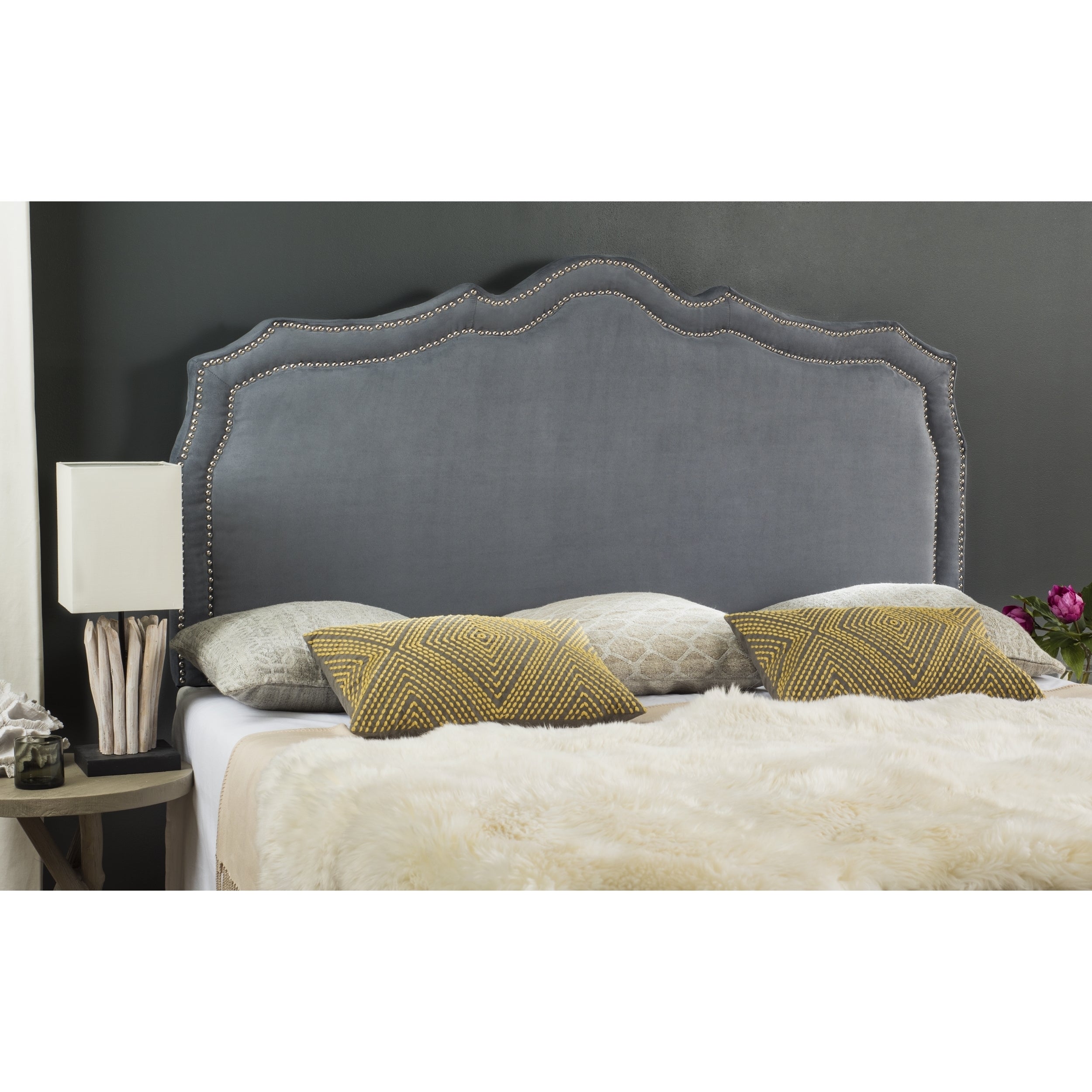 SAFAVIEH Skyler Grey Velvet Upholstered Headboard - Silver Nailhead (Queen) - - 11923828