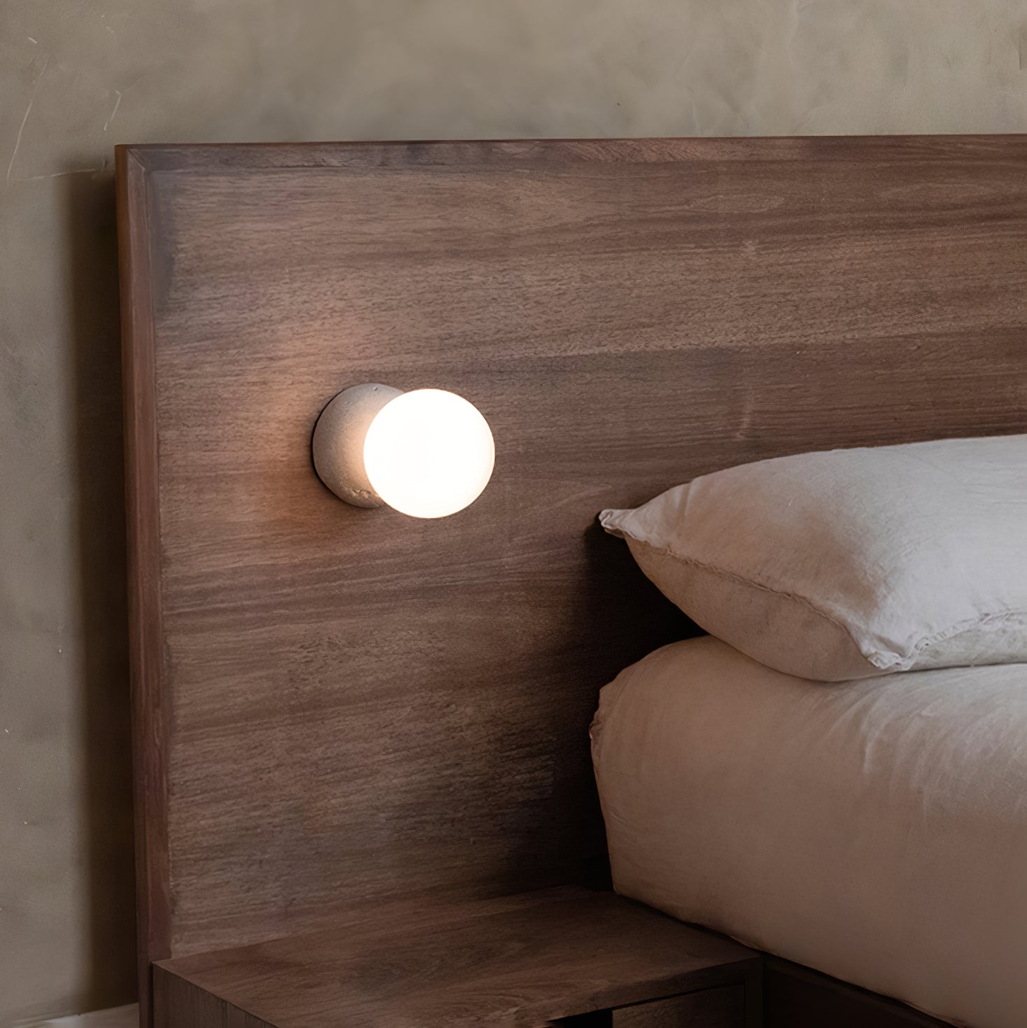 Origo Wall Lamp