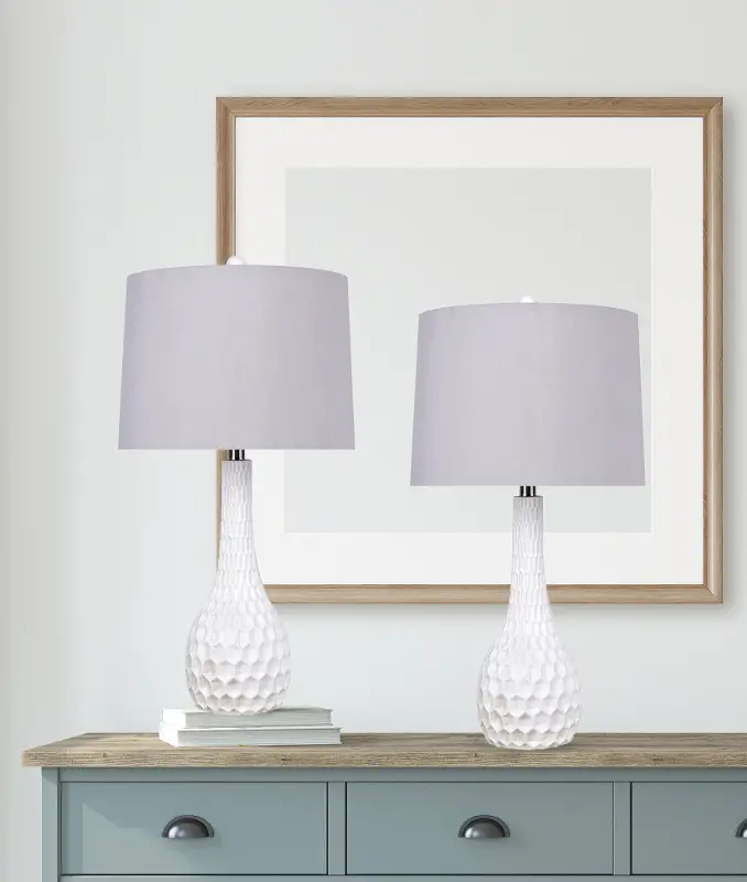 Teardrop White Hive-Style Table Lamps， Set of 2