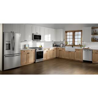 FRIGIDAIRE GALLERY 30 in. 6 cu. ft. 5 Burner Slide-In Gas Range with Total Convection in Air Fry in Smudge Proof Stainless Steel GCFG3060BF