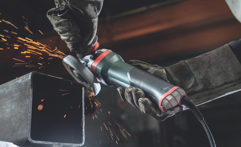 Metabo 6 Brake Angle Grinder 9600 RPM 14.5 Amp with Brake System Non Locking Paddle AutoBalancer DropSecure