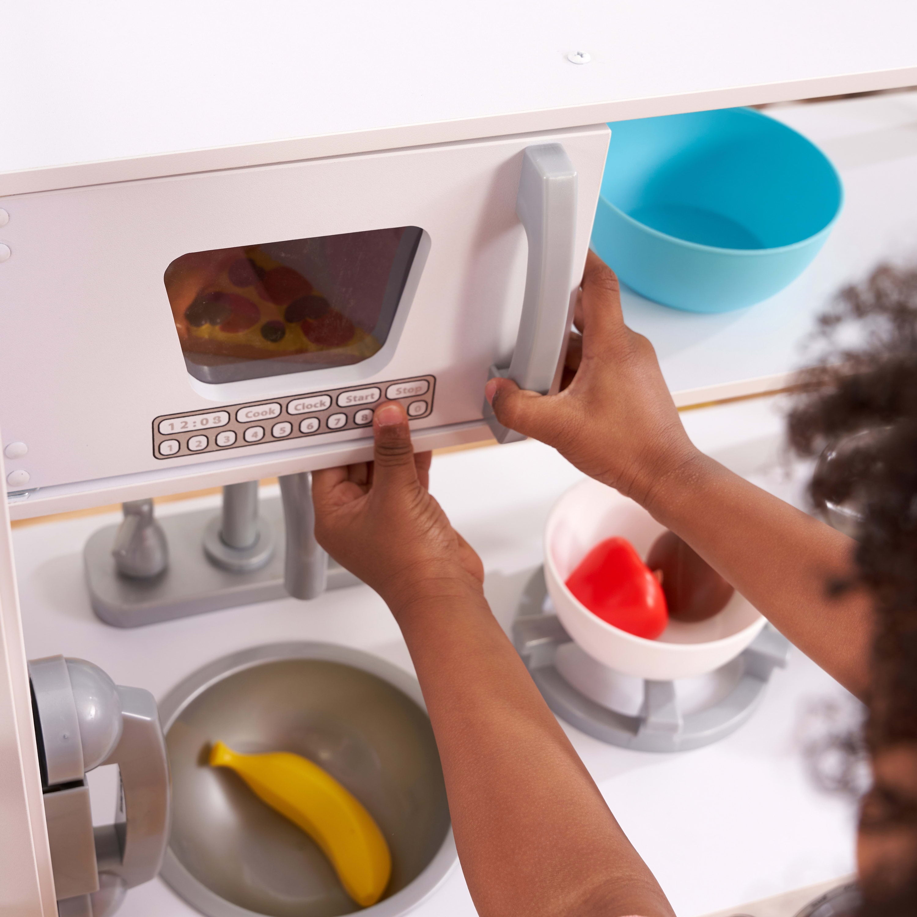 KidKraft Vintage Wooden White Play Kitchen with Ice Maker and Play Phone