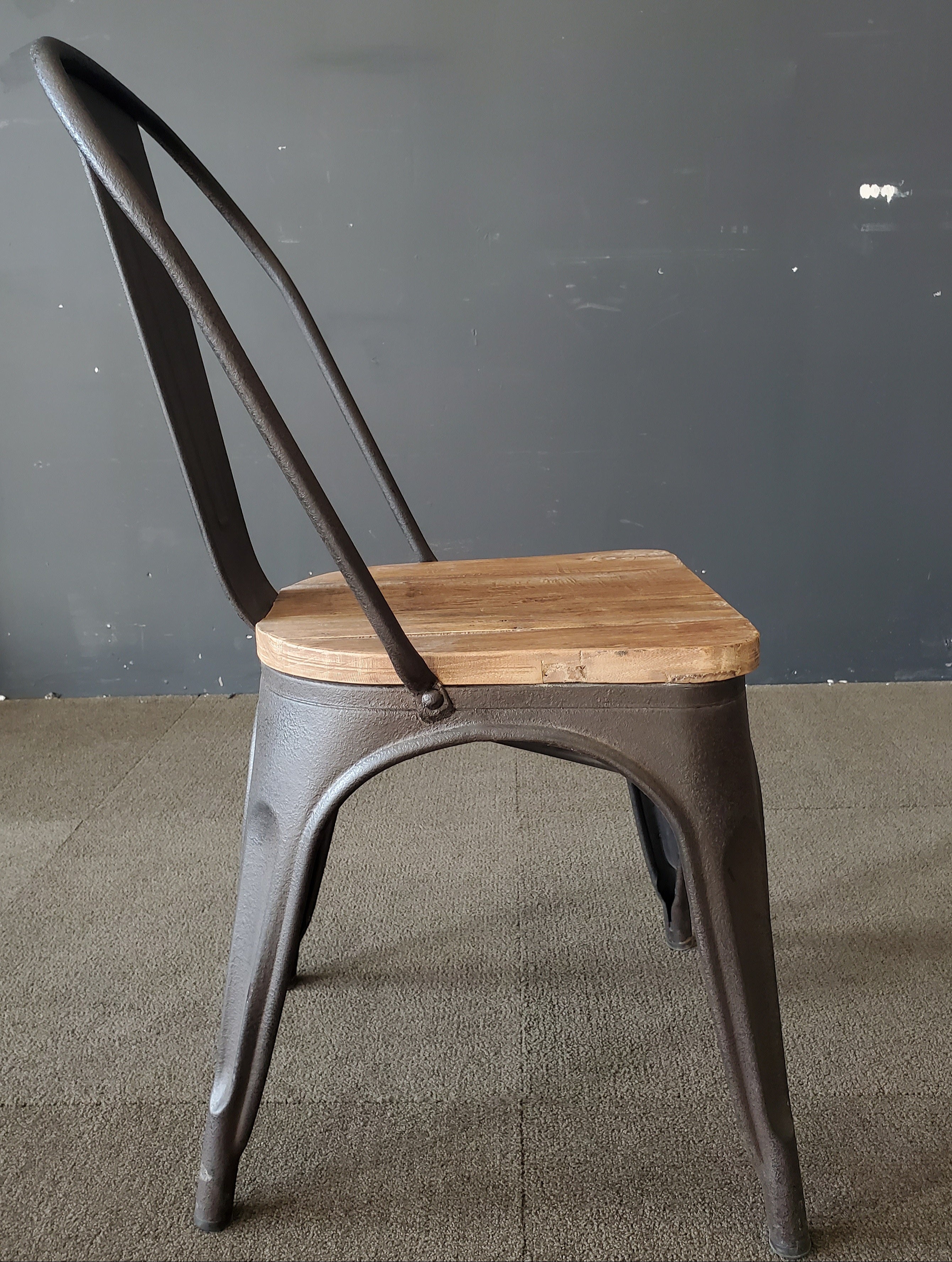 HAYEK DINING CHAIR