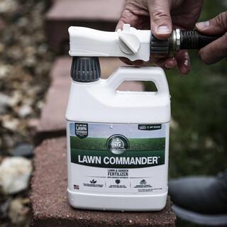 Lawn Commander 32 oz. 8000 sq. ft. Liquid Lawn Fertilizer Ready To Spray 20-0-3 100550193