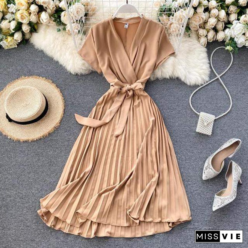 Autumn Fashion New Female Solid Pleated Dress Women V neck Short Sleeves Sashes Long Dresses Summer Streetwear Vintage