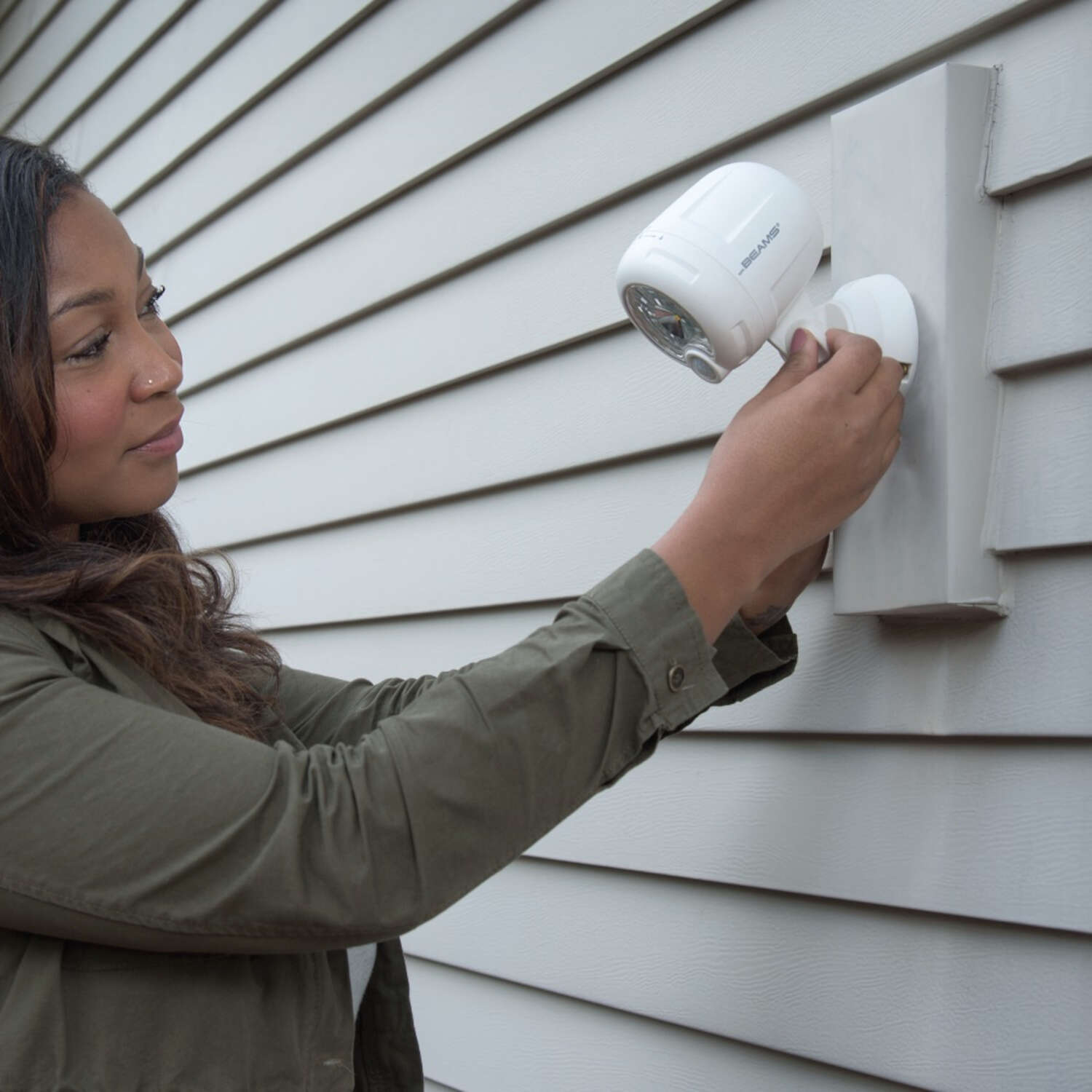 Mr. Beams Motion-Sensing Battery Powered LED White Security Light