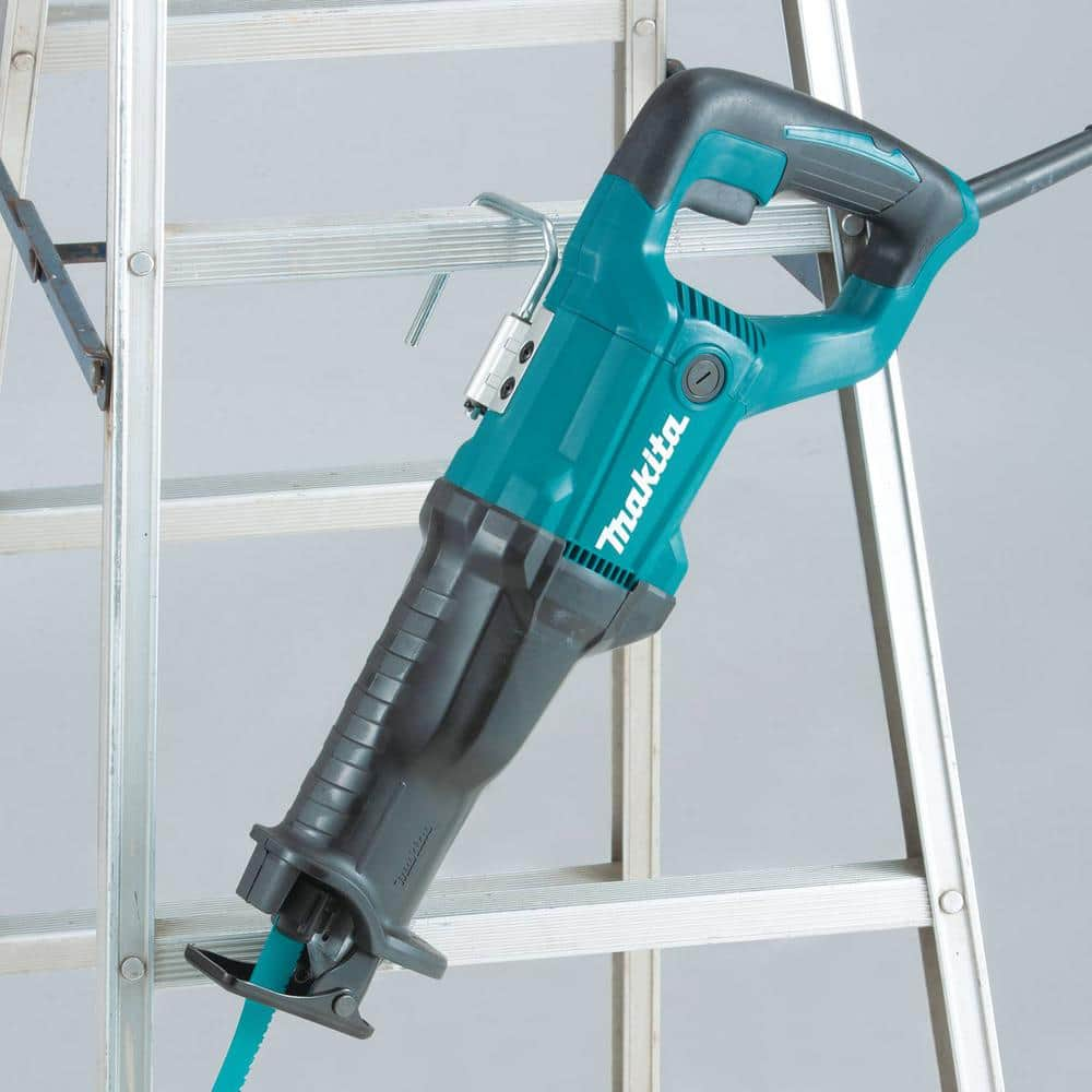 Makita 12 Amp Recipro Saw JR3051T