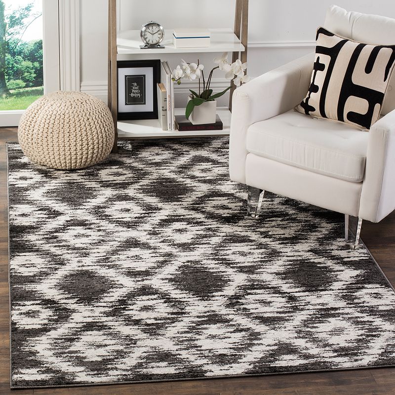 Safavieh Adirondack Chakra Lattice Rug