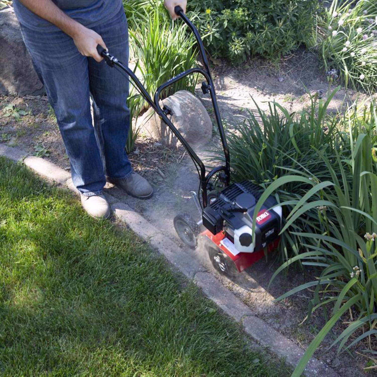 Toro 58601 8 in. 2-Cycle 43 cc Cultivator