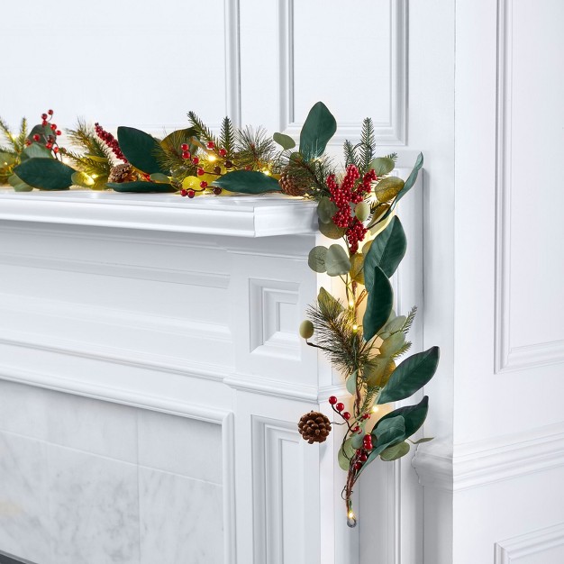 Brylanehome 9 x27 Pre lit Mari Garland