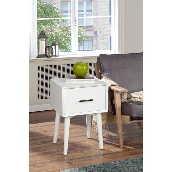 Flynn End Table， Acorn