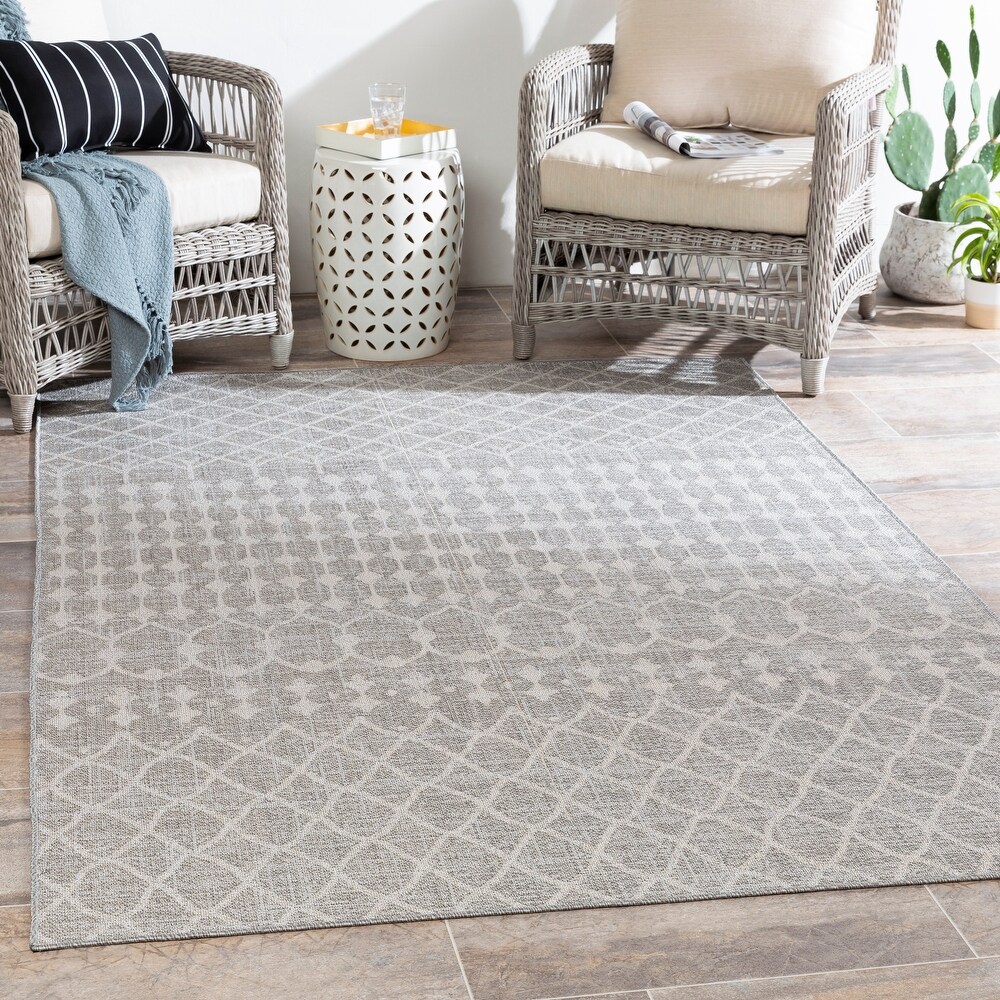 Grady Indoor / Outdoor Boho Geometric Area Rug