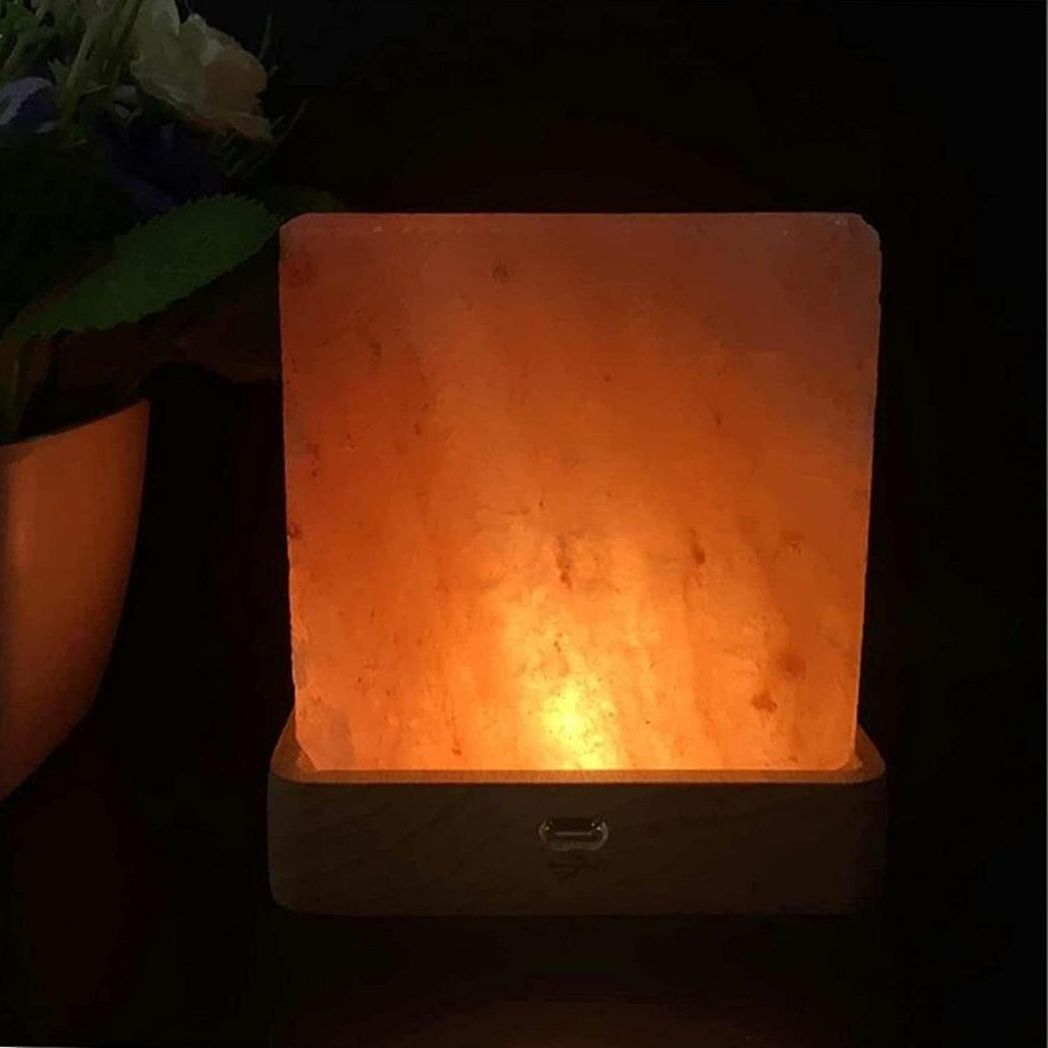 Himalayan salt lamp