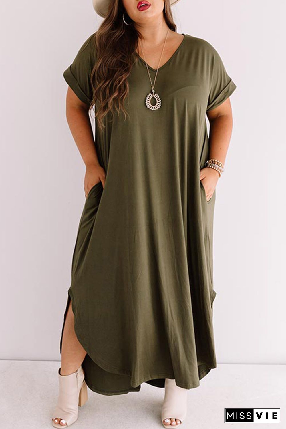 Green Plus Size V Neck Rolled Cuffs Maxi Dress