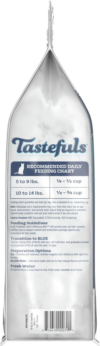 Blue Buffalo Tastefuls Natural Chicken Adult 7+ Dry Cat Food