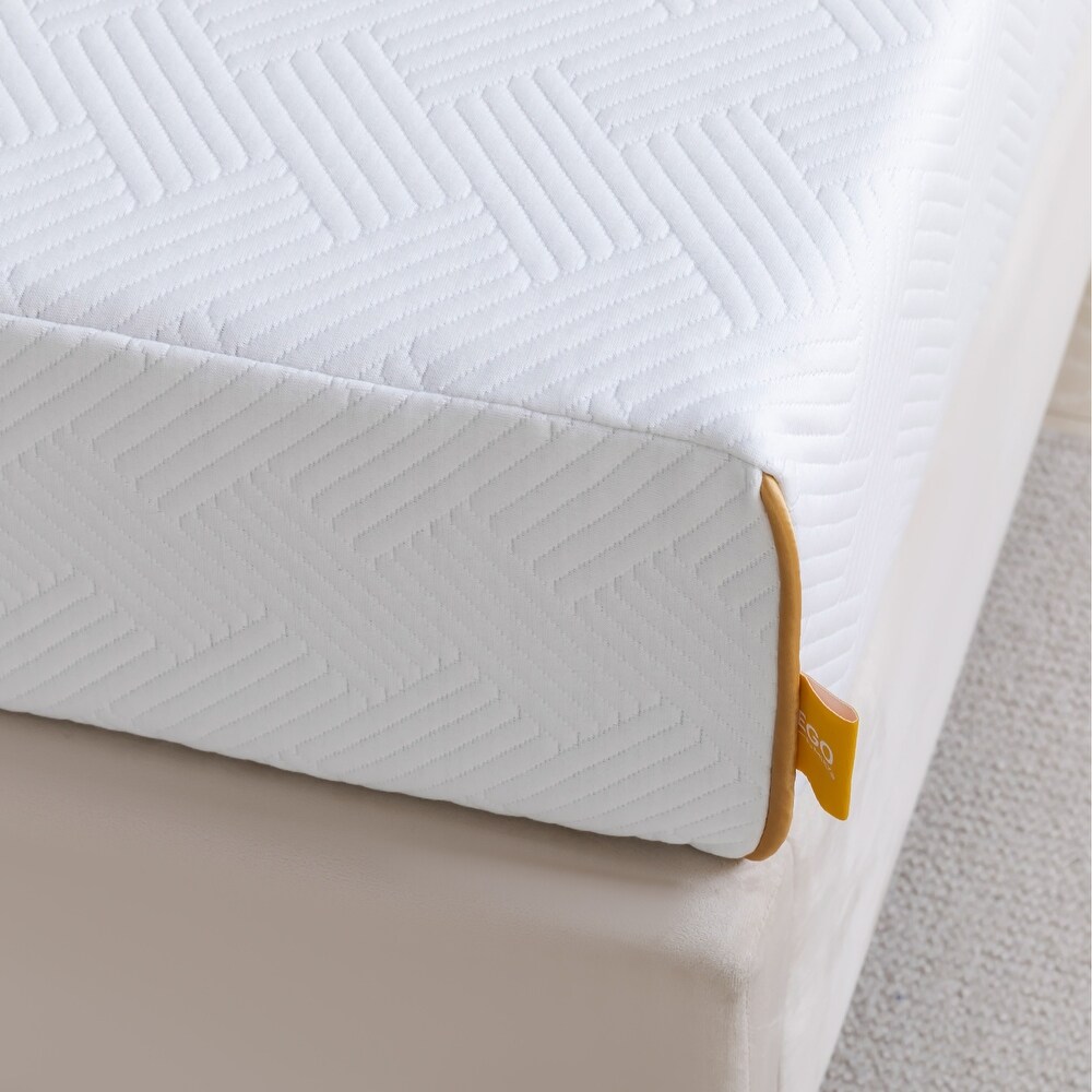 Gel Infused Memory Foam Mattress  8 Inch Medium Feel Mattress Ventilated Copper Memory Foam Mattress  Full  White