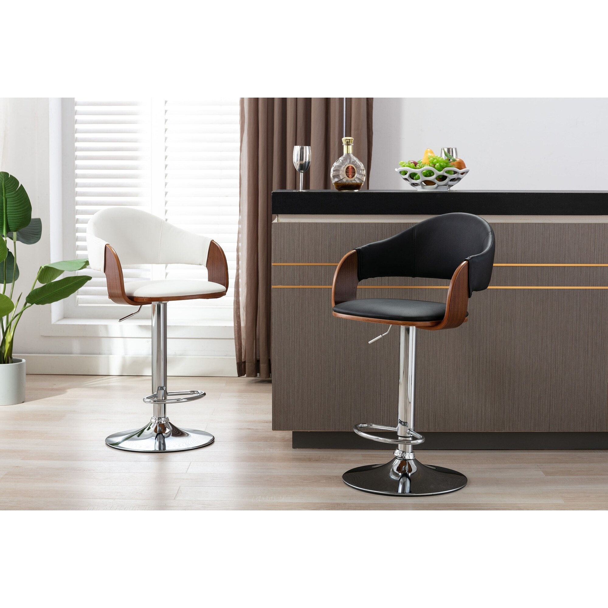 Porthos Home Emir Height Adjustable Bar Stool， PU Leather， Swivel Seat