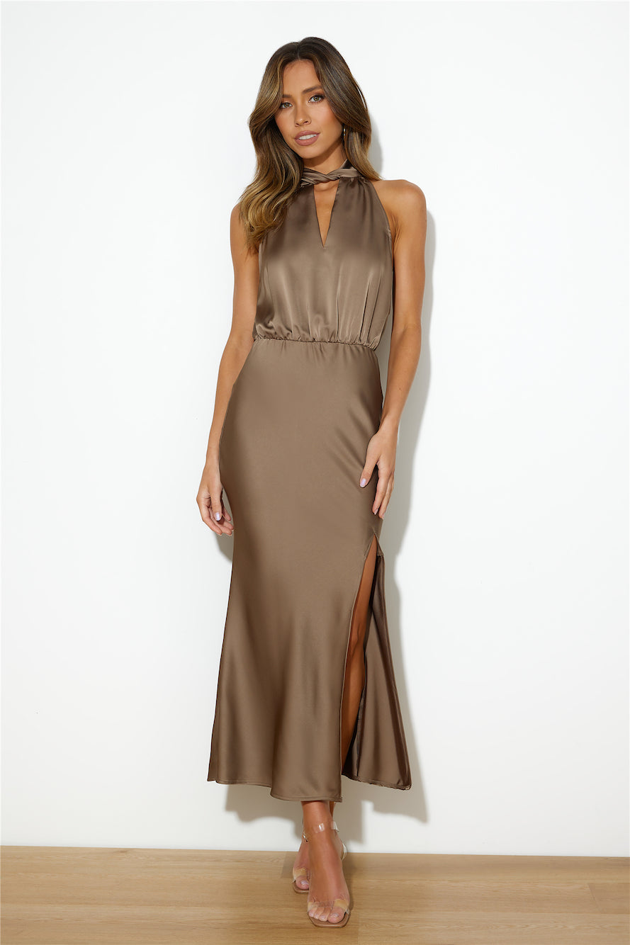 Girl Of The Moment Maxi Dress Brown