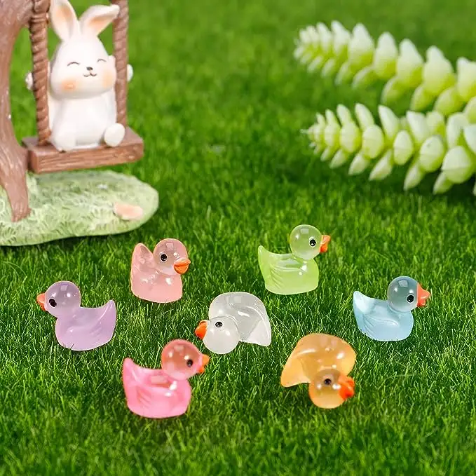 Factory Direct Supply Miniature Resin Duck Glowing In The Dark Tiny Ducks Fairy Garden Mini Duck Toy Aquarium Decorations Diy