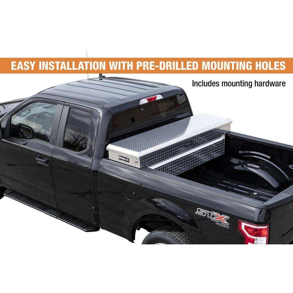 Buyers Products Company 13 in. x 20 in. x 63 in. Diamond Tread Aluminum Crossover Truck Tool Box 1709430