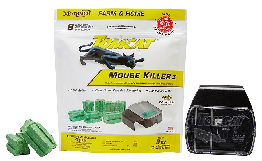 Tomcat Mouse Killer I Refillable Bait Station with 8-1oz Bait Chunks 22778