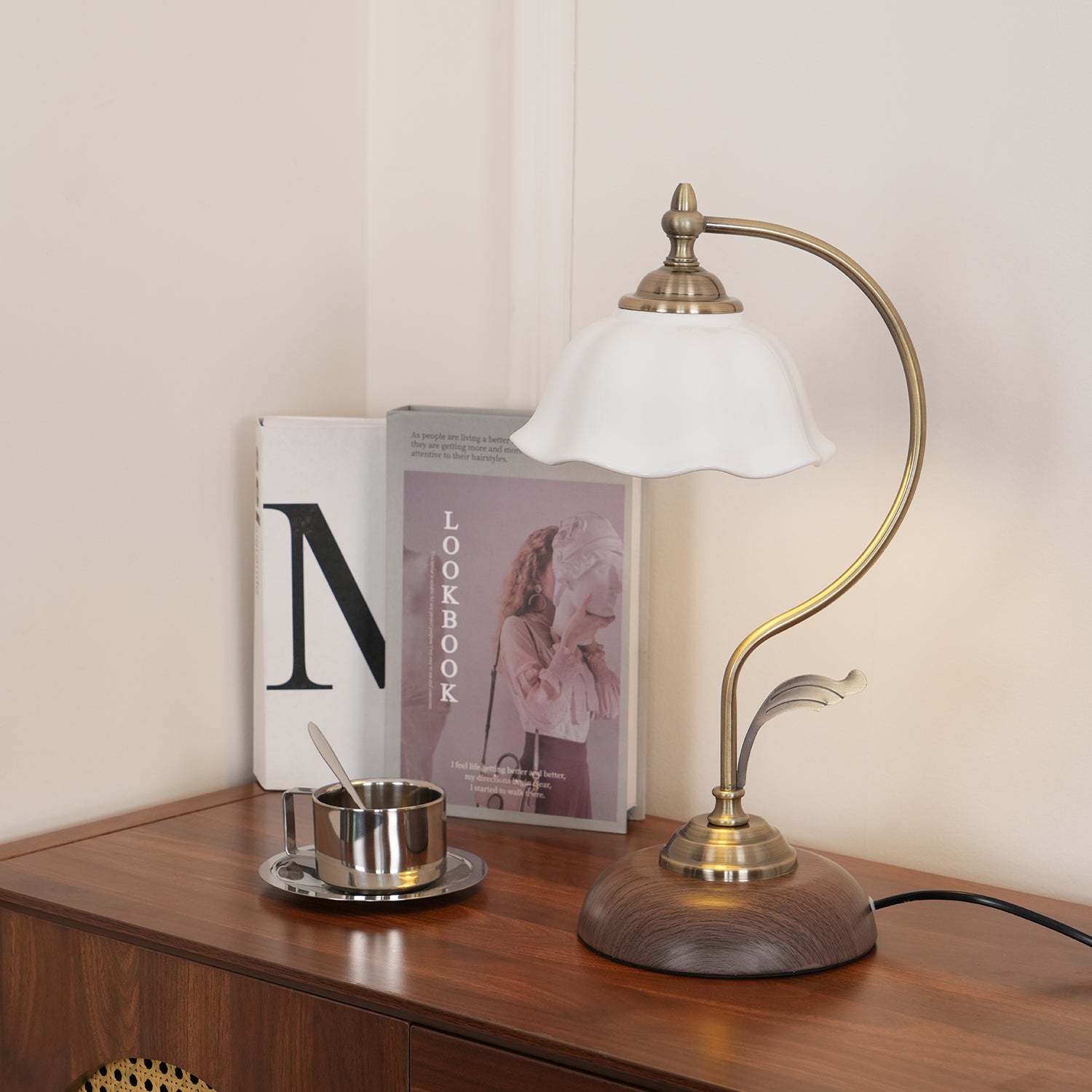 Vintage Laiton Table Lamp