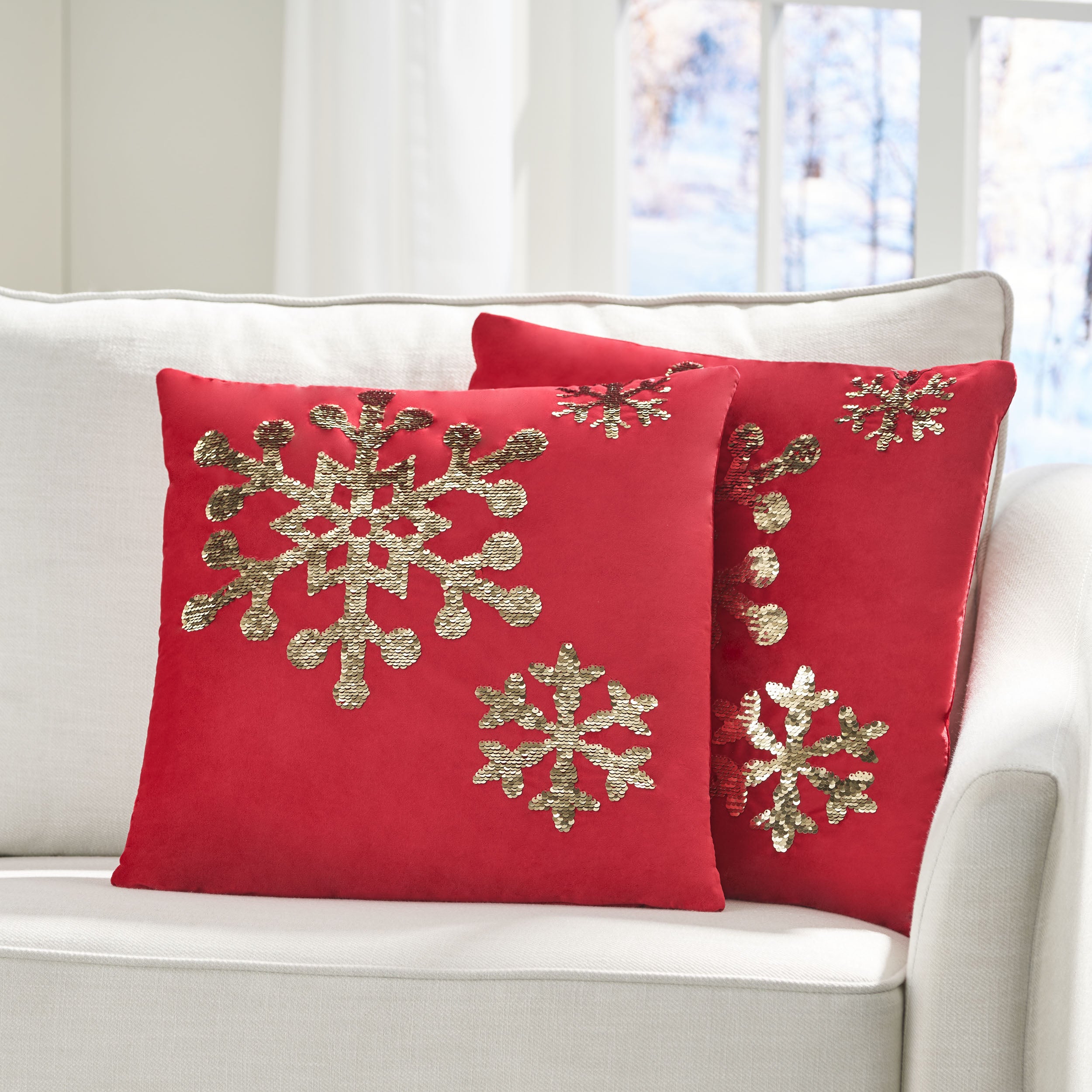 Geary Glam Velvet Christmas Throw Pillow Cover