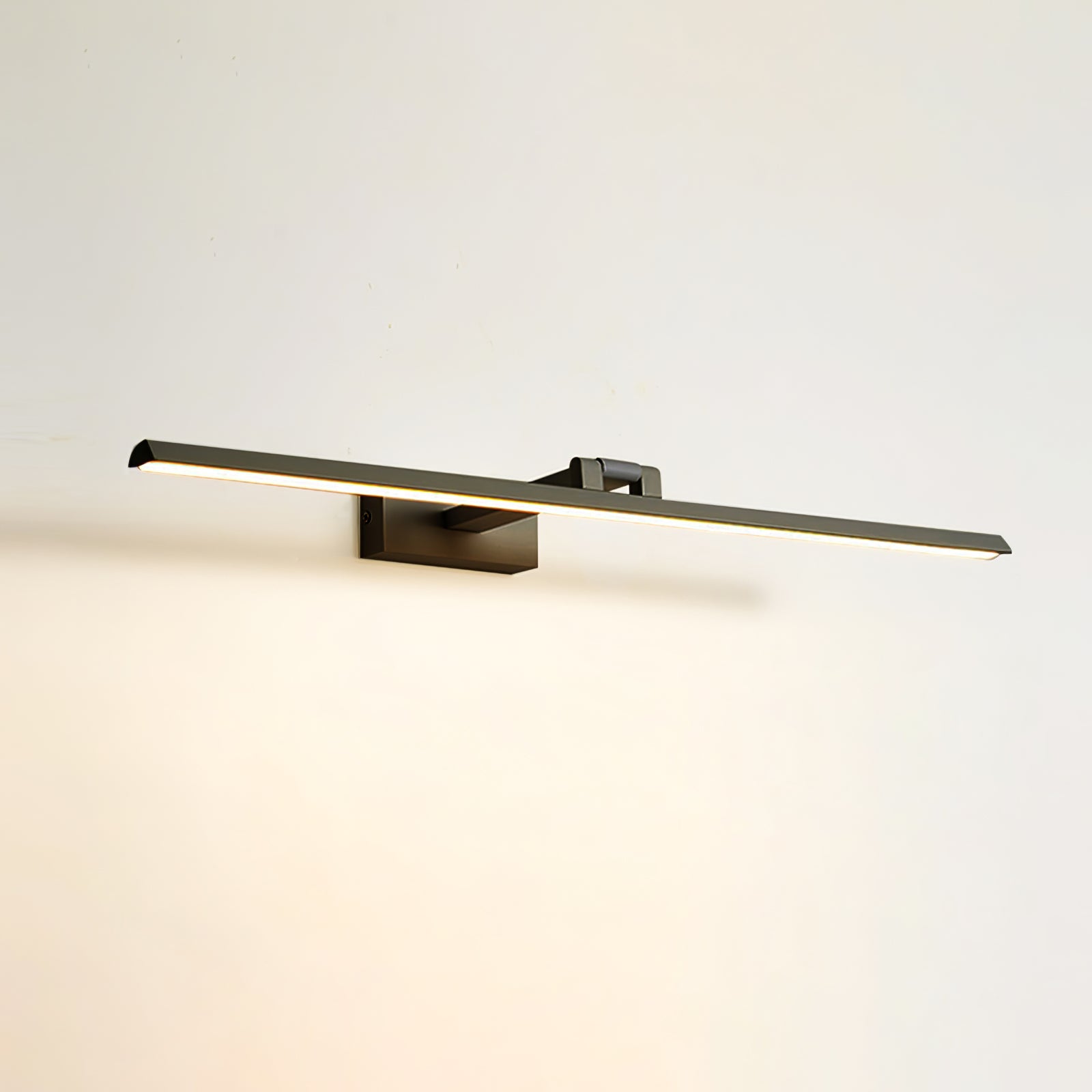 Linear Bathroom Wall Lamp